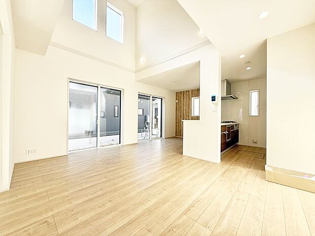 【リビングダイニング】■お気に入りの場所で、のんびりとした時間を