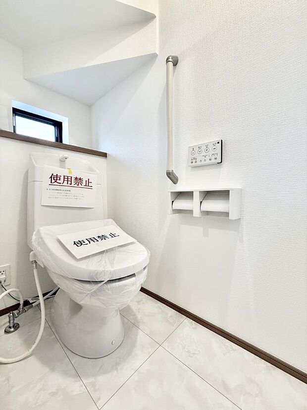 【トイレ】■毎日使う場所だからこそ、清潔感溢れる空間