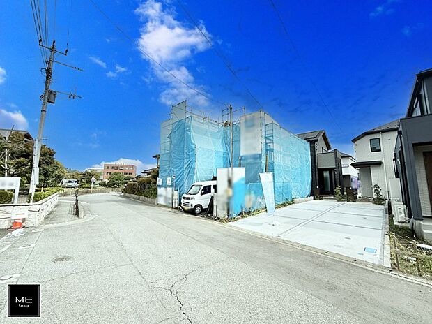 【前面道路含む現地写真】■新しい住まい、街の新しい風景
