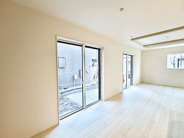 【ダイニング】■ふとした瞬間に幸せを感じる、心地よい場所