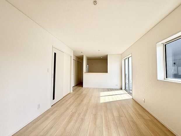 【リビング】■自然と会話が生まれる、心地よいひととき