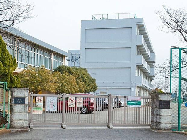 海老名市立門沢橋小学校(約400m・徒歩5分)