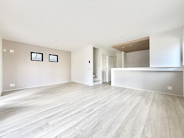 【ダイニング】■何気ない毎日を特別にする、癒しの空間