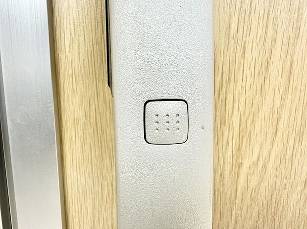 【スマートキー】■鍵を取り出さずに便利に操作できて快適