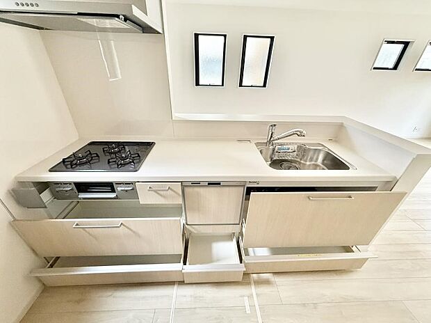 【キッチン】■料理がもっと楽しくなる、快適なキッチン空間