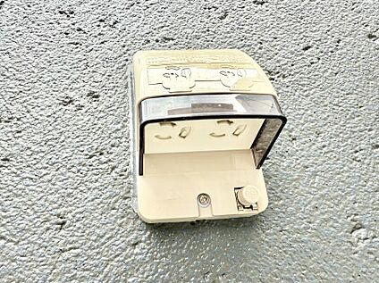 屋外コンセント