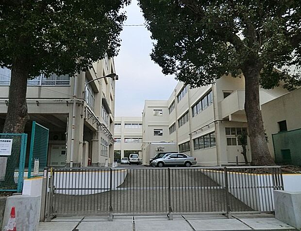 横浜市立永谷小学校(約450m・徒歩6分)