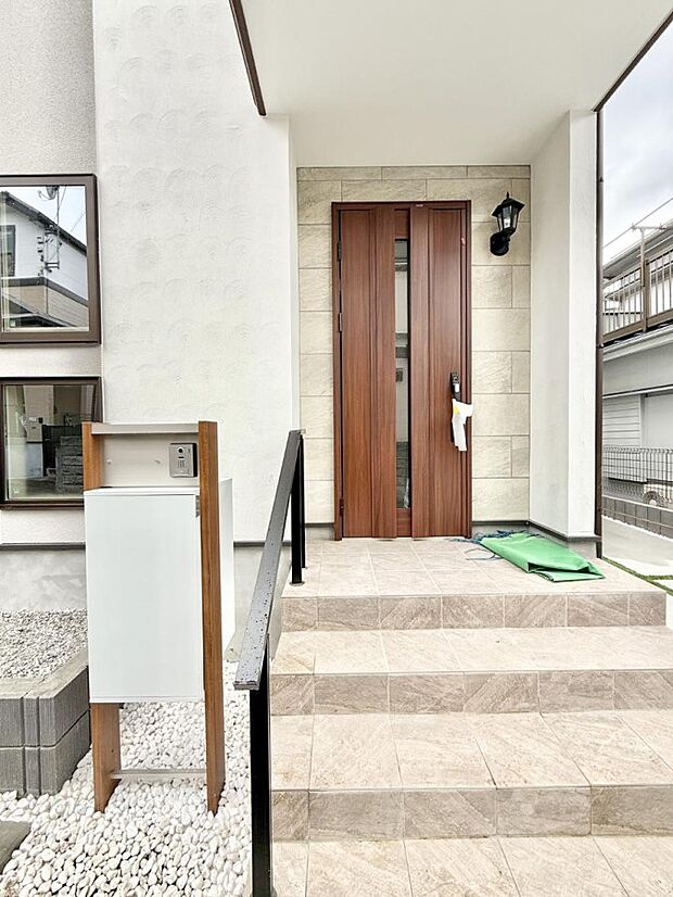 【玄関】■ ここから始まる、笑顔あふれる毎日