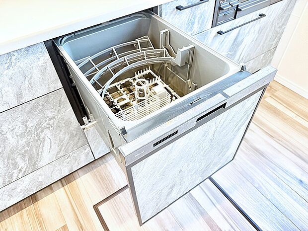 【食洗機】■食後の片づけも食洗器があれば時短に。ご家族との時間を増やせます