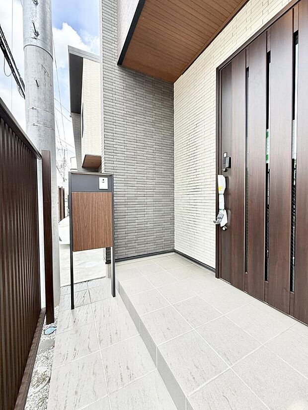 【玄関】■ ここから始まる、笑顔あふれる毎日