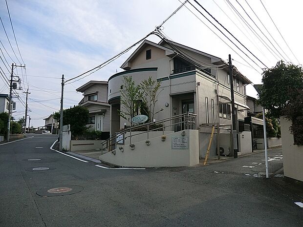 つくしクリニック(約900m・徒歩12分)