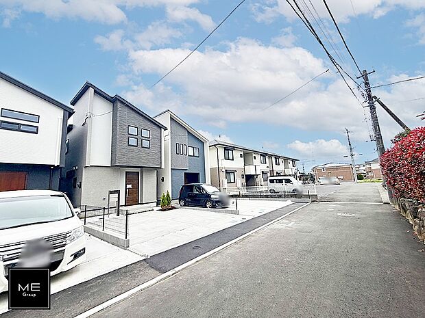 【前面道路含む現地写真】■新しい住まい、街の新しい風景