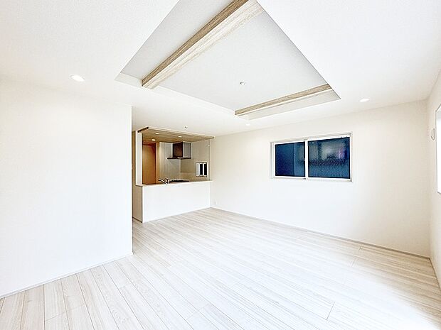 【リビングダイニング】■シンプルだけど贅沢、大切な人と過ごす心がほどける空間