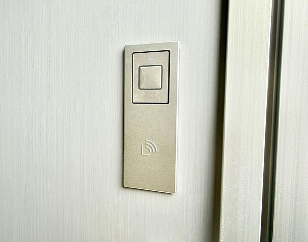 【スマートキー】■鍵を取り出さずに便利に操作できて快適