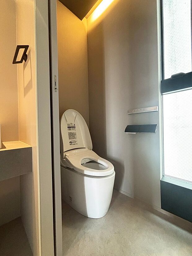 【トイレ】■毎日使う場所だからこそ、清潔感溢れる空間