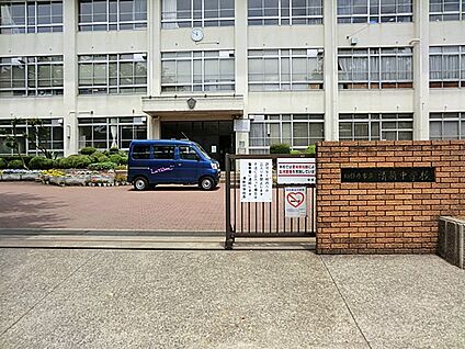 相模原市立清新中学校 450m(6分)