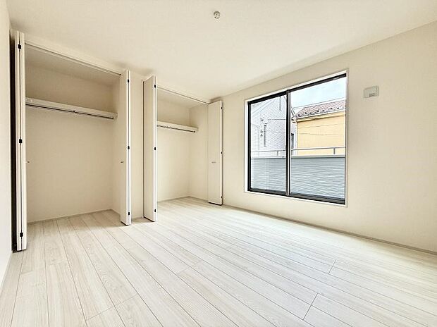 【洋室】■優雅で穏やかな時間が流れる空間