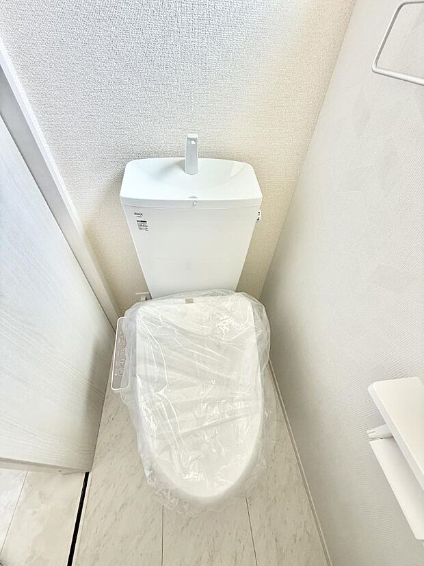 【トイレ】■毎日使う場所だからこそ、清潔感溢れる空間