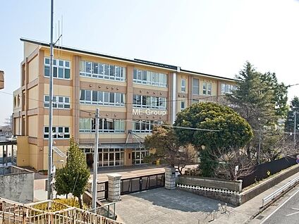 綾瀬市立綾瀬小学校 500m(7分)