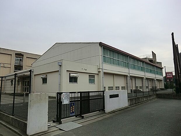 横浜市立瀬谷下瀬谷中学校(約2,600m・徒歩33分)
