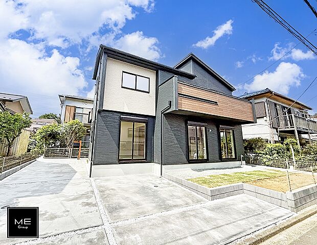 【現地外観写真】■家族みんなが笑顔で過ごせる、安心感のある住まい