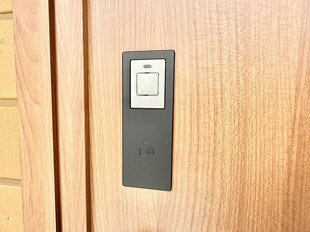 【スマートキー】■鍵を取り出さずに便利に操作できて快適