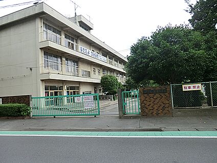 相模原市立上溝小学校 950m(12分)