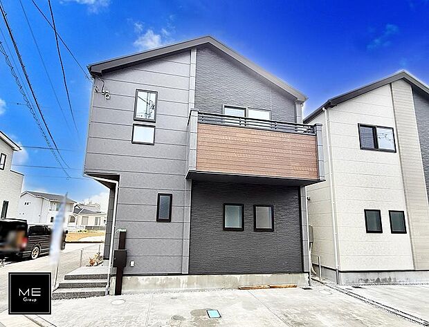 【現地外観写真】1号棟 ■暮らしを彩る充実した設備仕様が備わった住まい