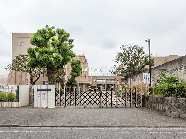 厚木市立藤塚中学校（約1,550m・徒歩20分）