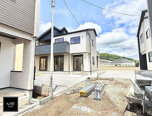 【前面道路含む現地写真】■新しい住まい、街の新しい風景