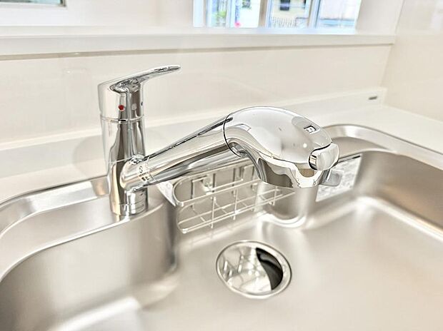 【浄水器】■清潔でおいしい水を手軽に供給してくれます