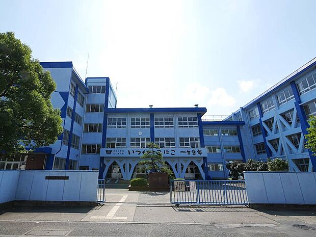 寒川町立一之宮中学校（約1,300m・徒歩17分）