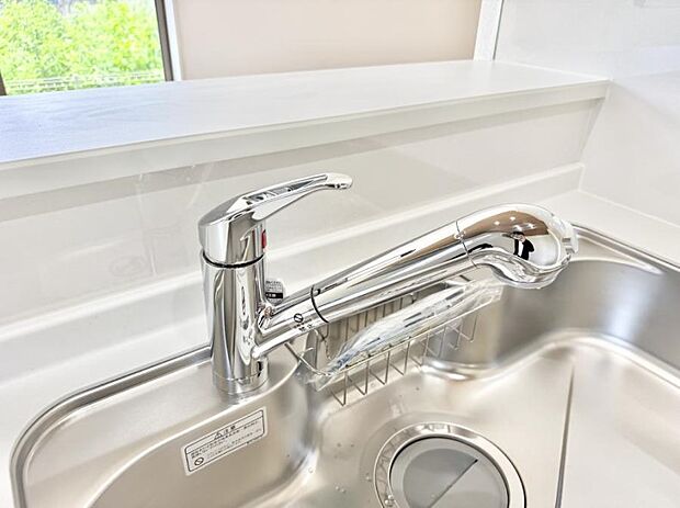 【浄水器】■清潔でおいしい水を手軽に供給してくれます