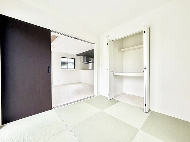 【リビング以外の居室】1号棟  ■落ち着いた雰囲気のお部屋で心が安らぐ空間