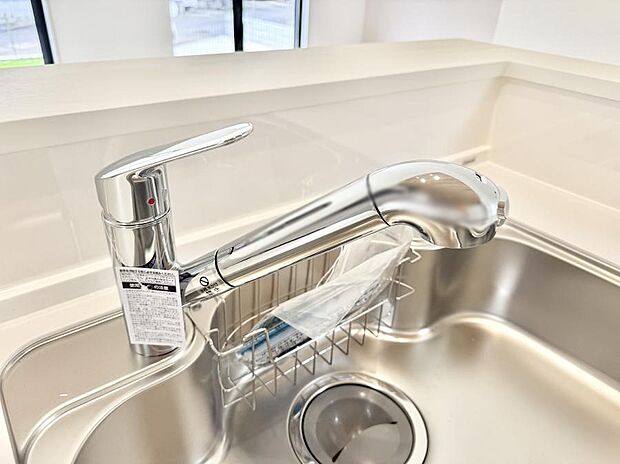 【浄水器】■清潔でおいしい水を手軽に供給してくれます