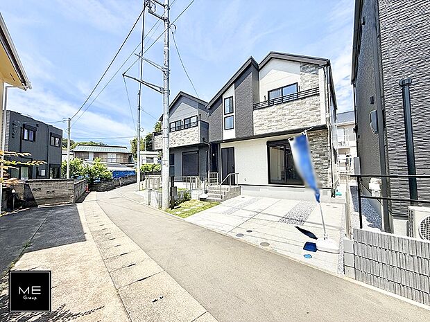 【前面道路含む現地写真】■この道を歩けば、毎日が少し特別になる