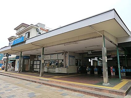 小田急小田原線「向ヶ丘遊園」駅 2500m(32分)