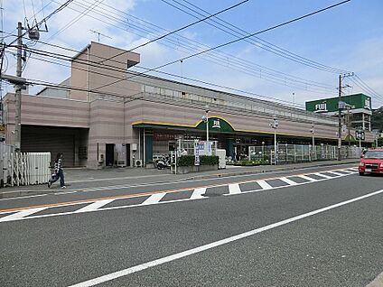 FUJI野比店 714m(9分)