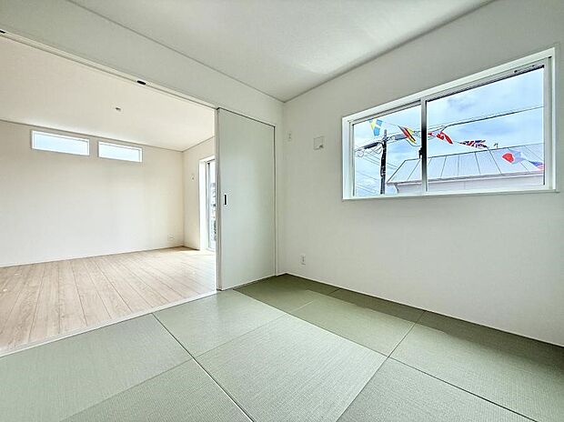 【リビング以外の居室】2号棟 ■落ち着いた雰囲気のお部屋で心が安らぐ空間