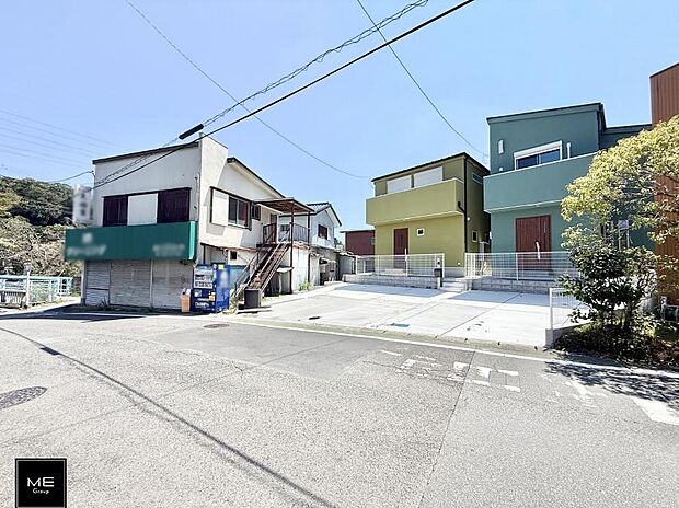 【前面道路含む現地写真】■家族とのお出かけが楽しくなる環境です