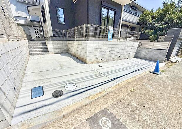 【駐車場】2号棟  ■カースペース有