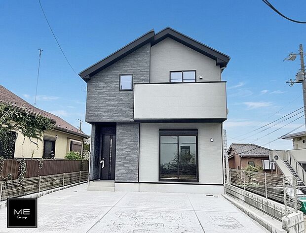【現地外観写真】1号棟 ■暮らしを豊かにする充実した仕様設備で快適に