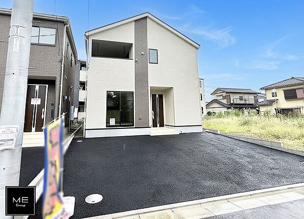 【現地外観写真】2号棟 ■暮らしを彩る充実した設備仕様が備わった住まい