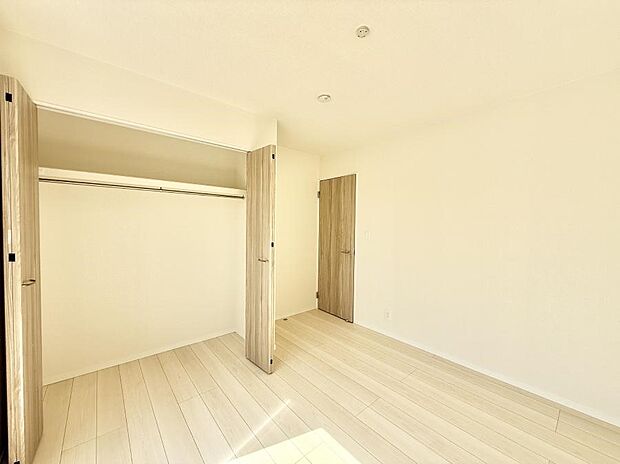 【洋室】1号棟  ■優雅で穏やかな時間が流れる空間