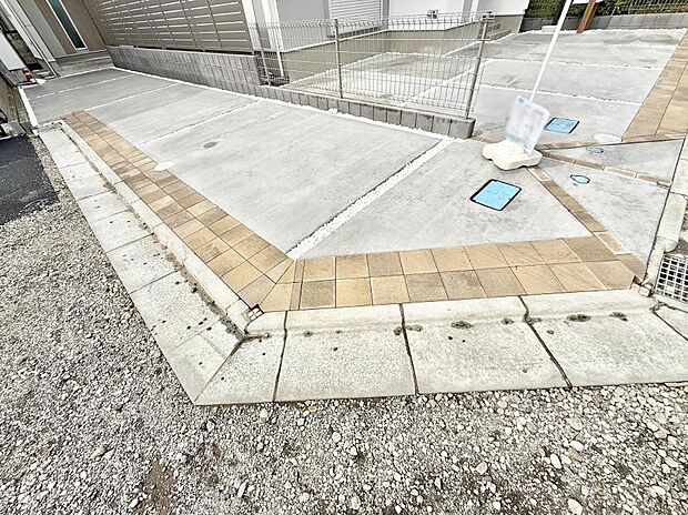 【駐車場】1号棟 ■自宅にカースペースがあると助かります