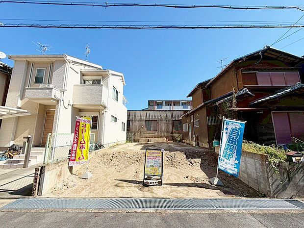 【当日のご案内可能！】
お車での送迎サービスも行っております！チャイルドシートのご用意もございますので、お子様連れのお客様も安心してご来店下さいませ！
現地（2025年10月）撮影