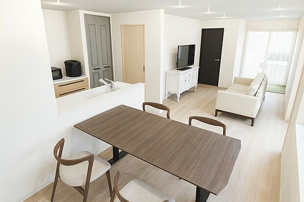 【短時間でも大歓迎！お家探しはモデルハウス見学から！】
当日・前日のご予約でもご案内可能！まずはお気軽にお問い合わせください！