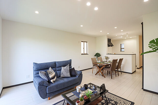 【リビング【ドリームタウンシリーズ施工例】】ゆったりとした広さのリビングです！