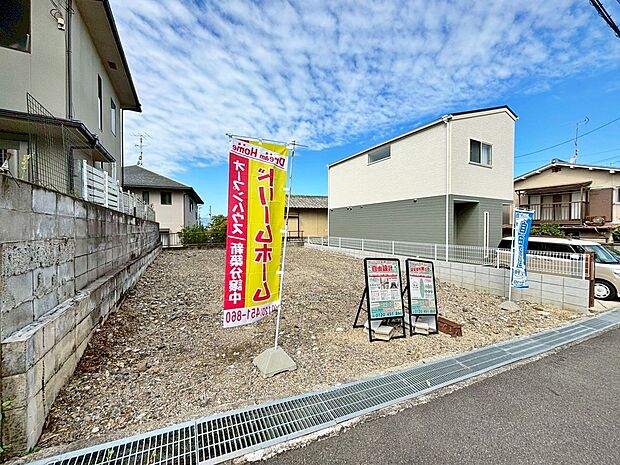 【【形が整ったお土地です!】】自由設計の為、お客様のご要望に合わせて間取りの変更可能!一緒に理想のマイホームを完成させましょう♪(写真撮影R7.10)