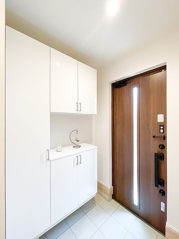 弊社は毎日新物件の情報を入荷しており、水面下物件も多数!いつ来ても新情報が沢山!住宅ローンのご相談や売却のご相談などご質問にお答え致します。理想のお家探しを全力でお手伝いします!